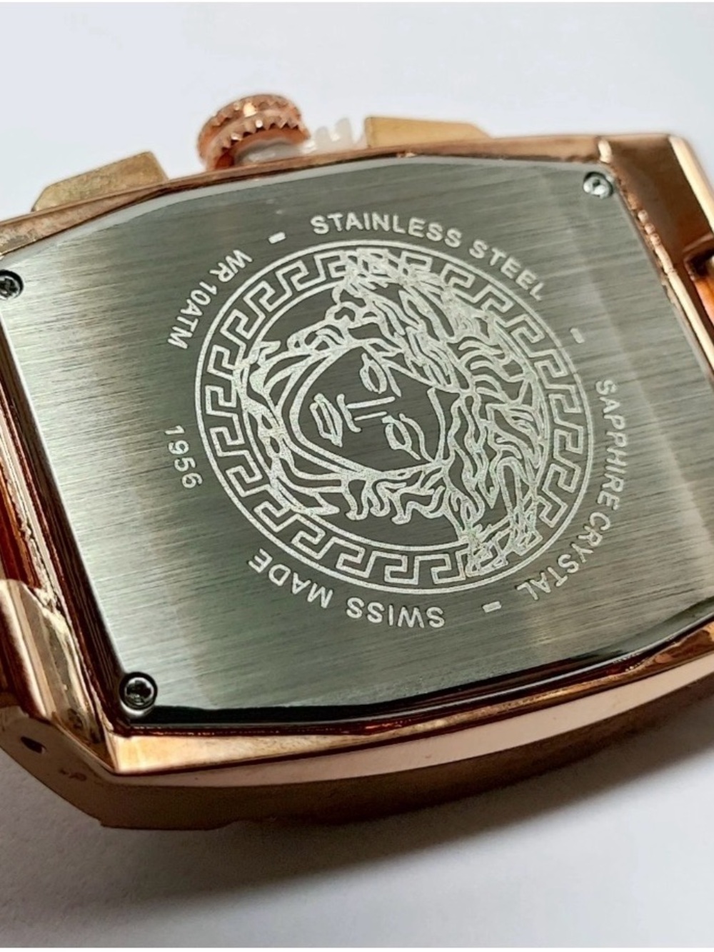 Versace - Picture 6 of 9